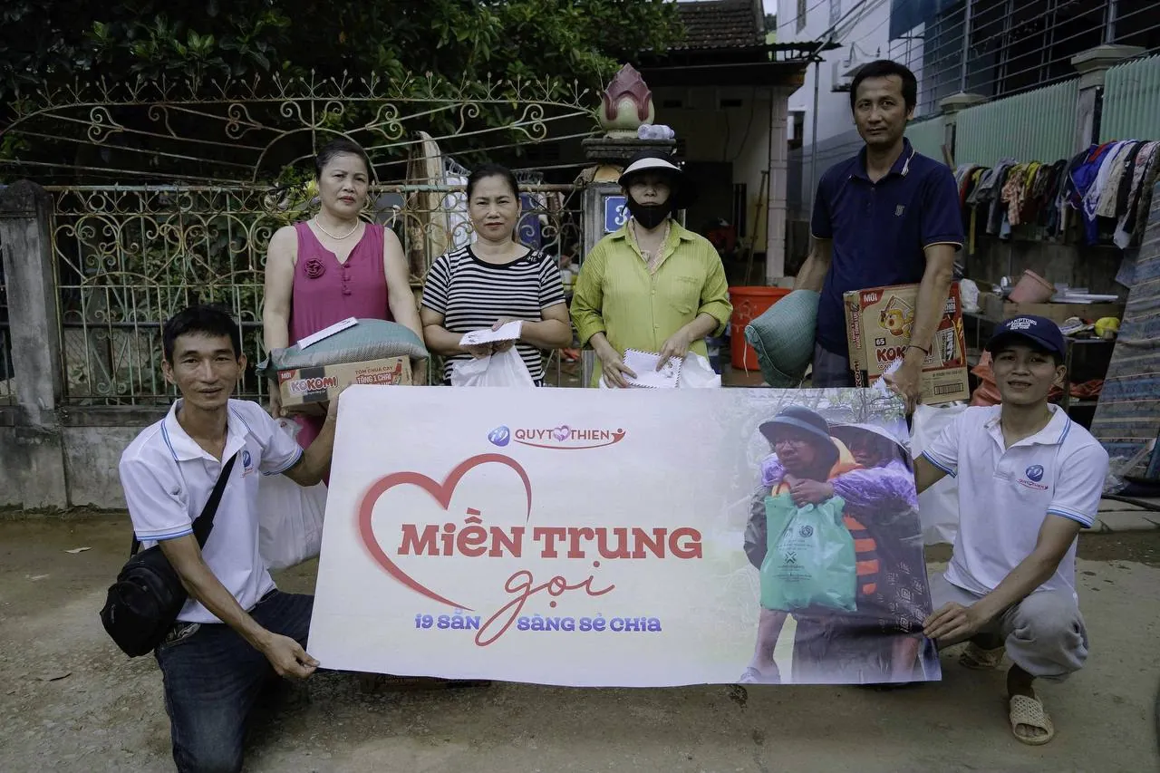 Hình ảnh mô tả các cột mốc lịch sử và sự phát triển của Q88 qua thời gian